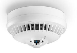 Intelligent multi sensor detector with isolator